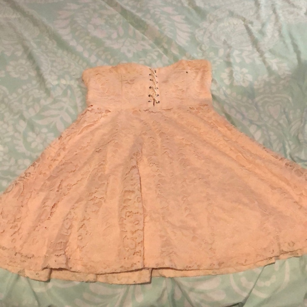 Strapless dress